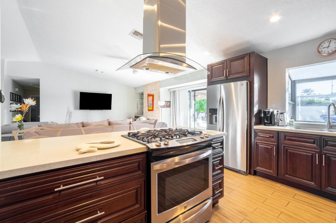 Beautiful Palm Springs Home Large Private Yard Ngoại thất bức ảnh
