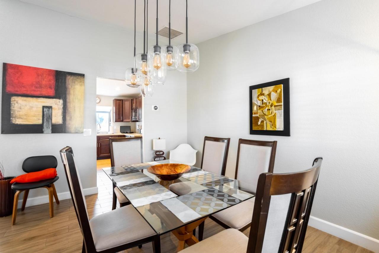 Beautiful Palm Springs Home Large Private Yard Ngoại thất bức ảnh